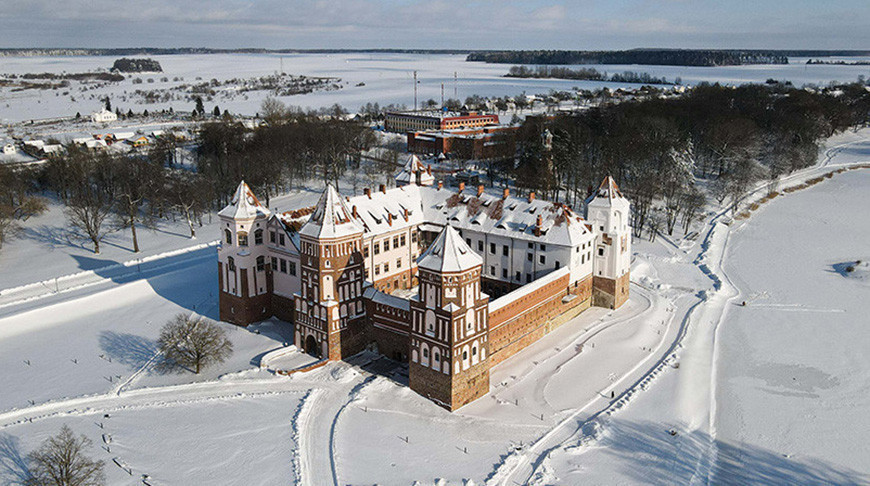 Музыкальные вечера в Мирском замке